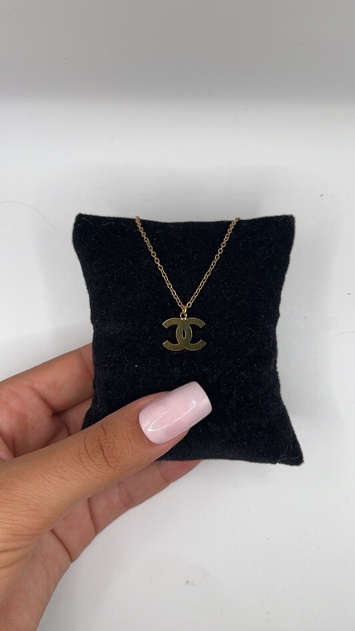 Collier CC
